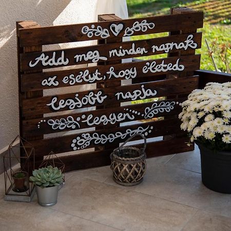 Amica Vendeghaz Villa Zalakaros Bagian luar foto